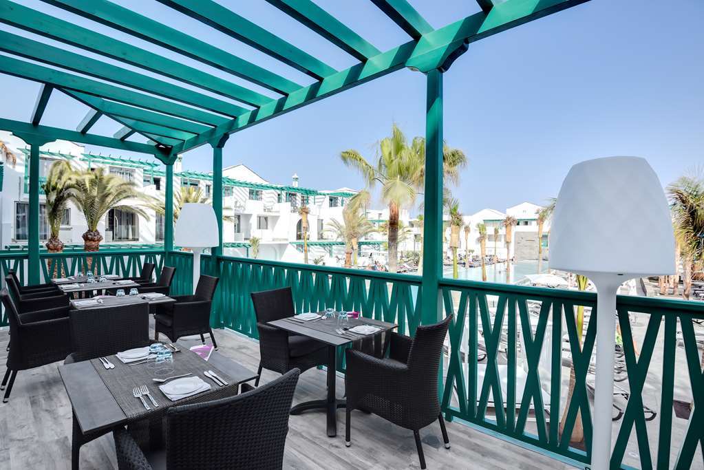 Barcelo Teguise Beach - Adults Only Costa Teguise Bagian luar foto
